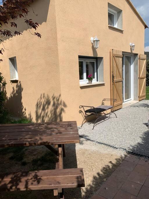 Appartement Avec Jardin Prive Greoux Les Bains Au Bord Du Verdon Bagian luar foto